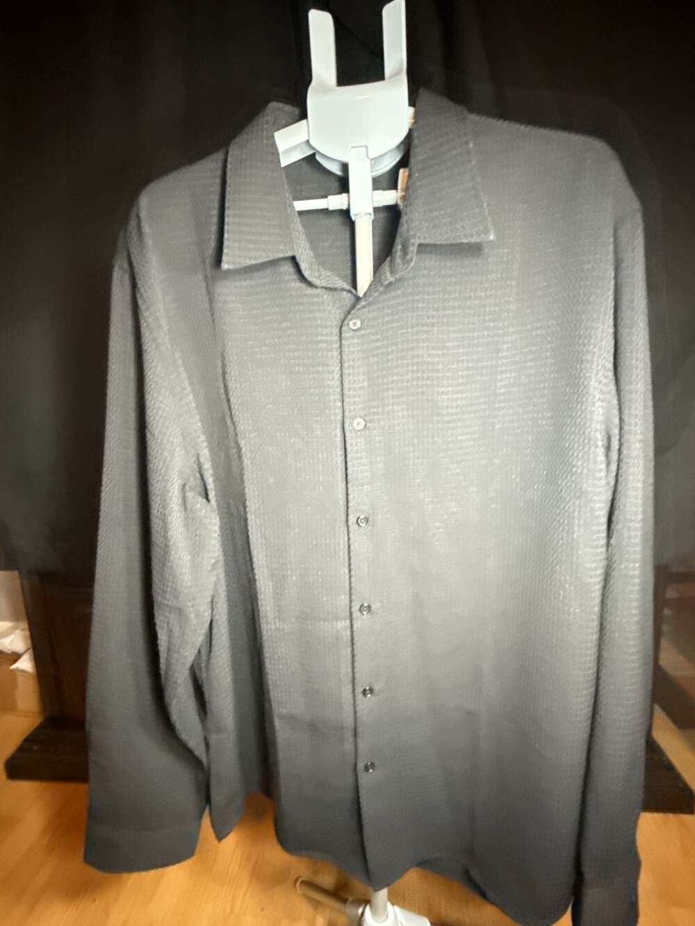 Textured waffle print men’s 2XL LS button down dress shirt
